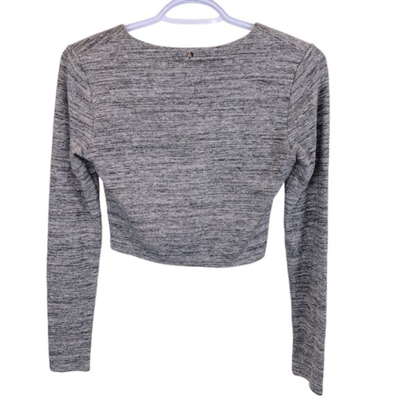 Alice + Olivia sz 6 Grey Jori Cropped Top Long Sleeve Sweater - Picture 4 of 8